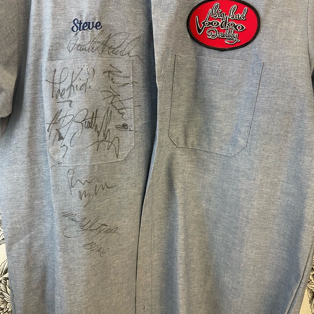 Big Bad Voodoo Daddy Men's Shirt *SIGNED*